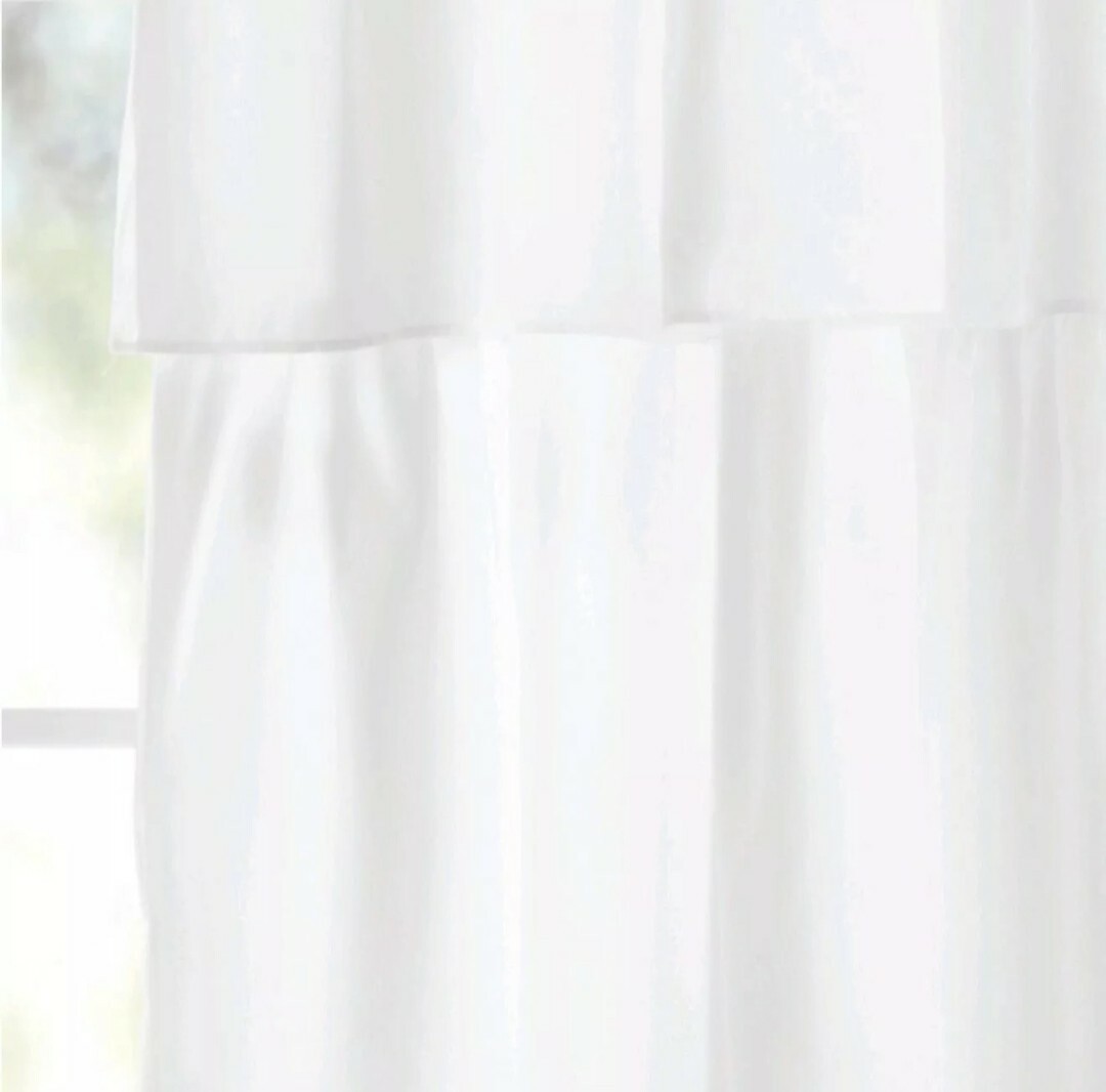 Your Zone 2 Ruffled Panels, 42″ x 95″, White. L7