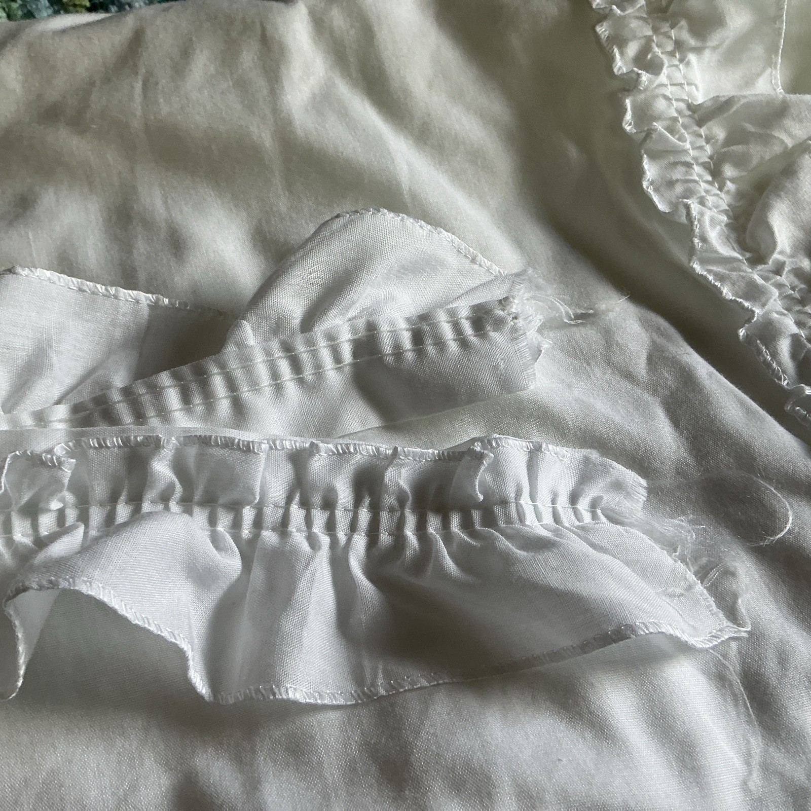(1 Set + Tiebacks) Vintage White Ruffle Cafe Curtains 28×58” Each A42