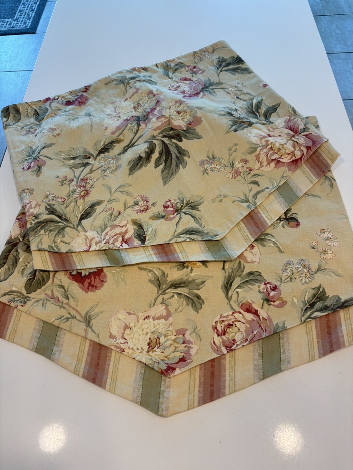 Waverly valance Set Of 2 Panels Beige Floral Stripes Lined Cotton Poly Sateen