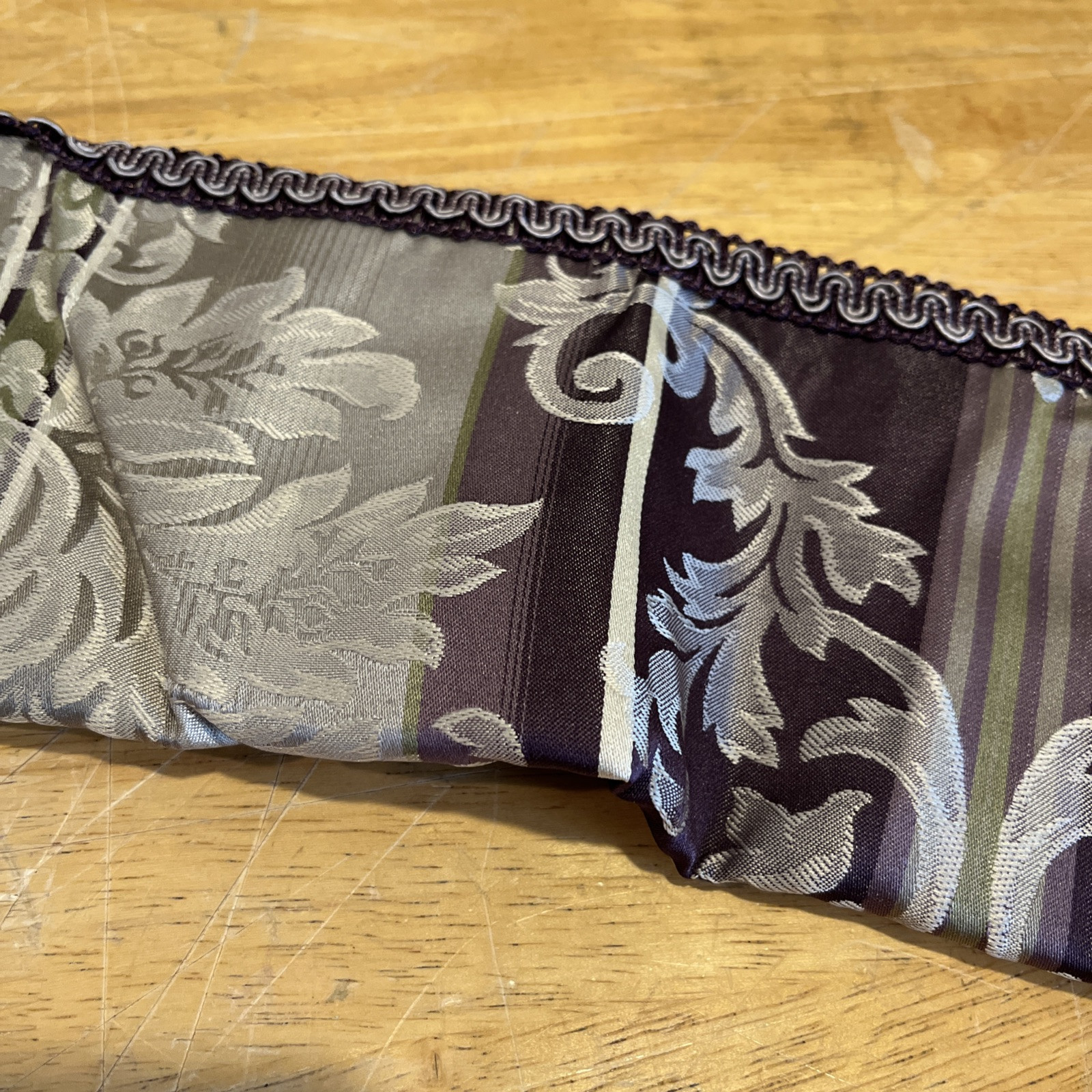 JCPenney Home Collection Purple Gold Damask Striped Valance 80×16” NOS Corded