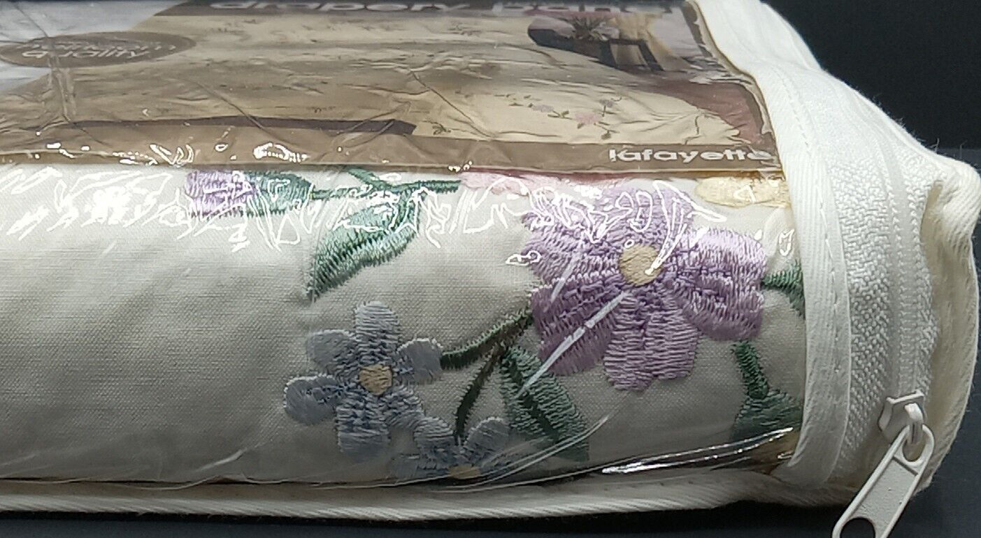 JCPenney Lafayette Embroidered Flowers Single Handcrafted Drapery Panel 42″x84″