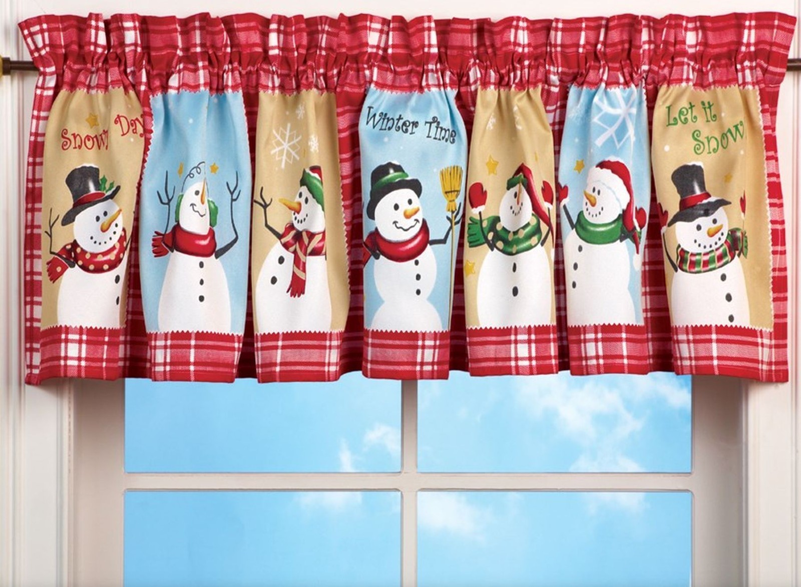 1 Fabric Kitchen Valance (71″Wx14″L) CHRISTMAS SNOWMEN,SNOW DAYS,WINTER TIME, CE