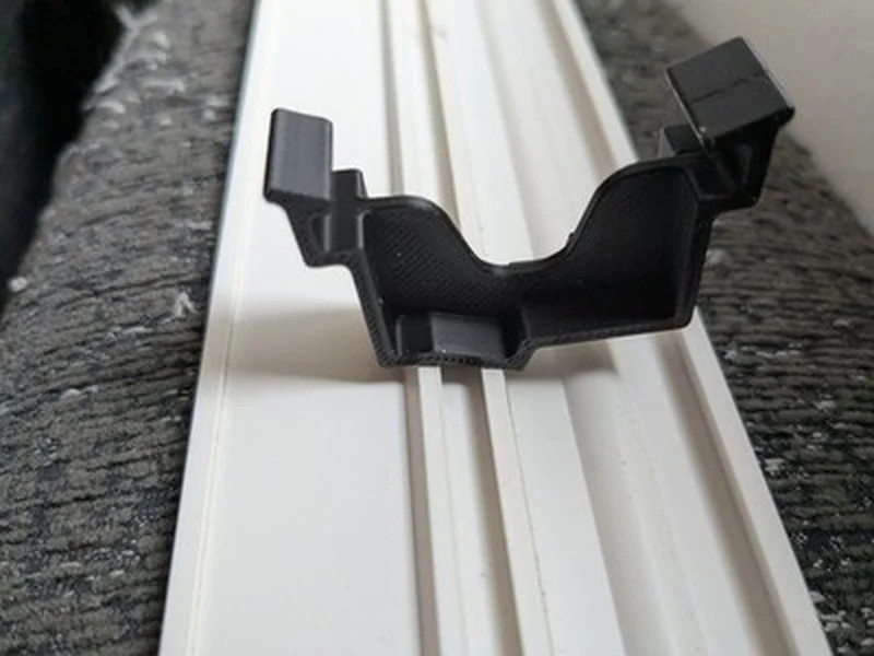 3D Printed Levolor Valance Clip 2-Pack Style B Faux Wood Blind White Black