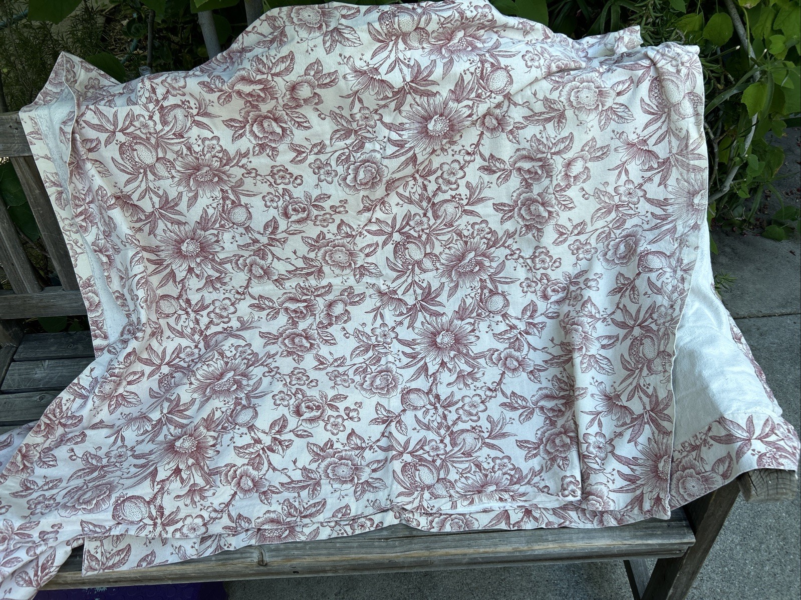 Vintage Red & Cream French Country Pomegranate Toile Drapes Curtains! 44”x 74”