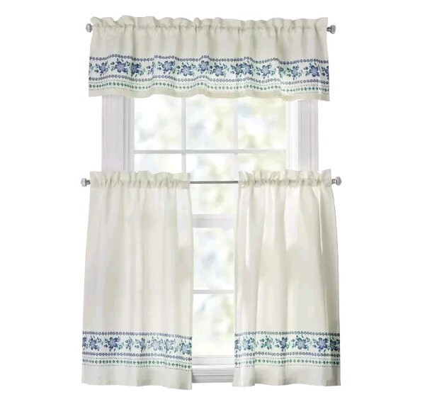 Pioneer Woman ~ Three (3) Piece Curtain Set ~ HATTIE BORDER ~ 30″ x 36″ ~ Blue