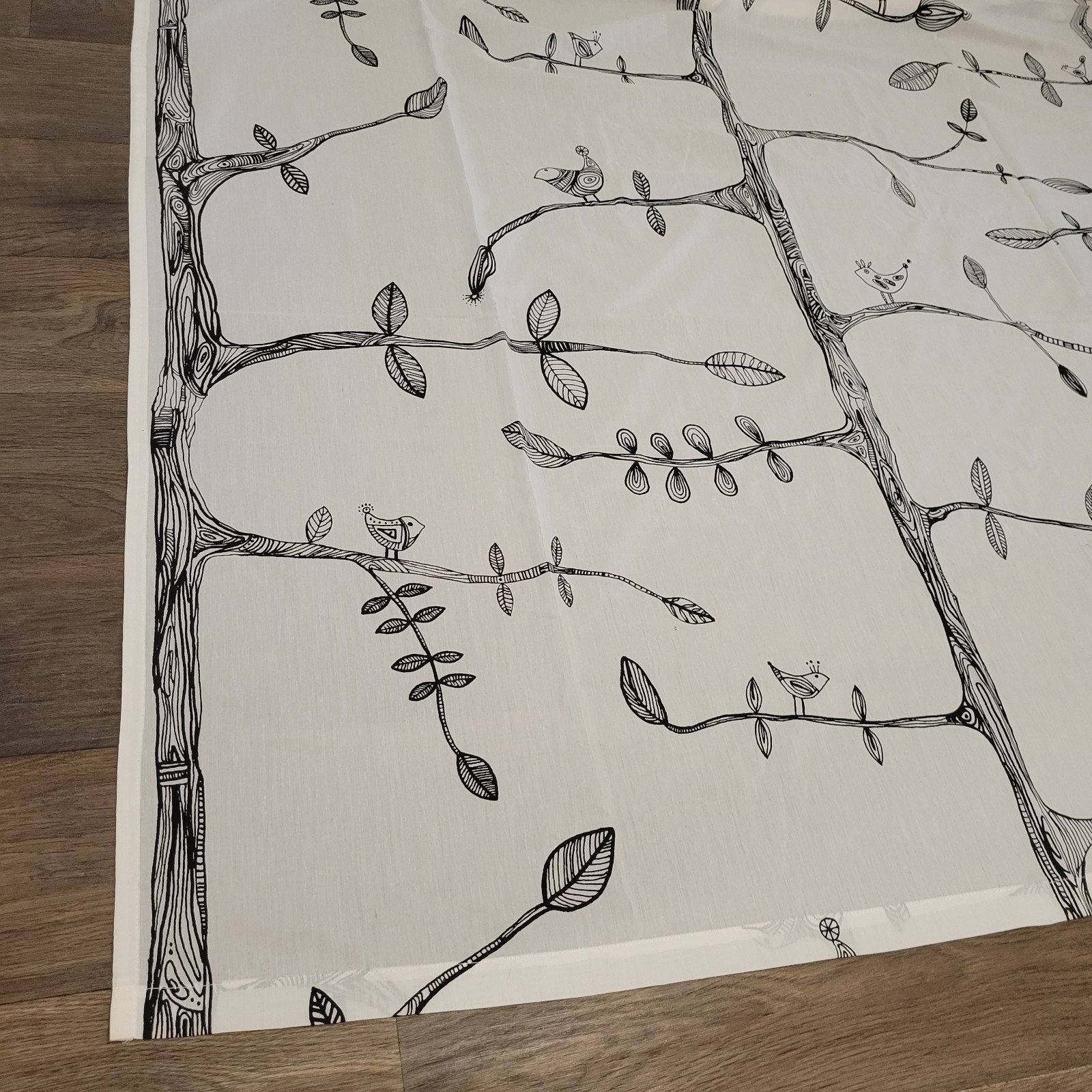 IKEA EIVOR Panel (1) 57×99 WH-BL Bird Tree Kajsa Aronsson Light Filtering