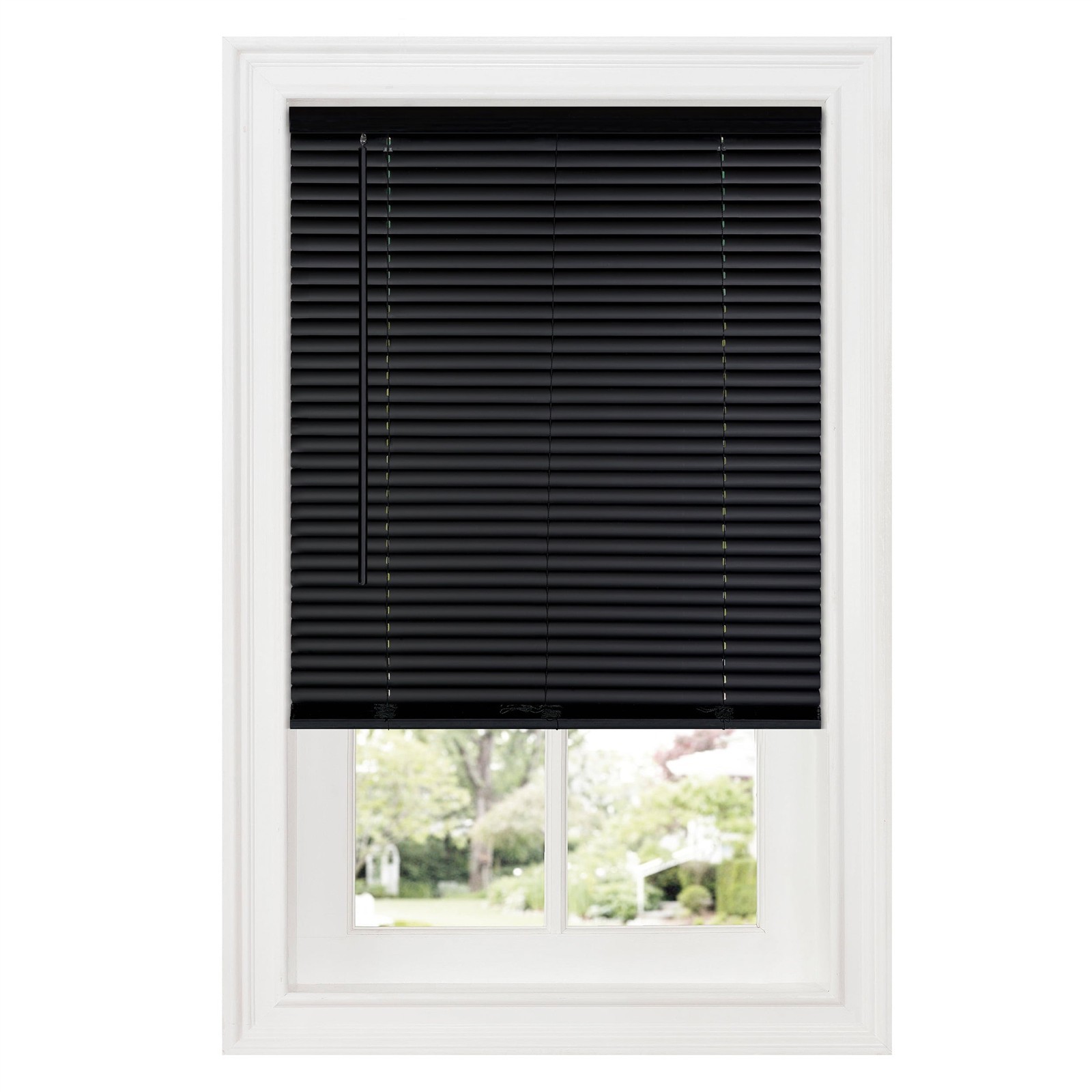 Achim 43 x 64 in. GII Deluxe Sundown Cordless Room Darkening Vinyl Blind , Black