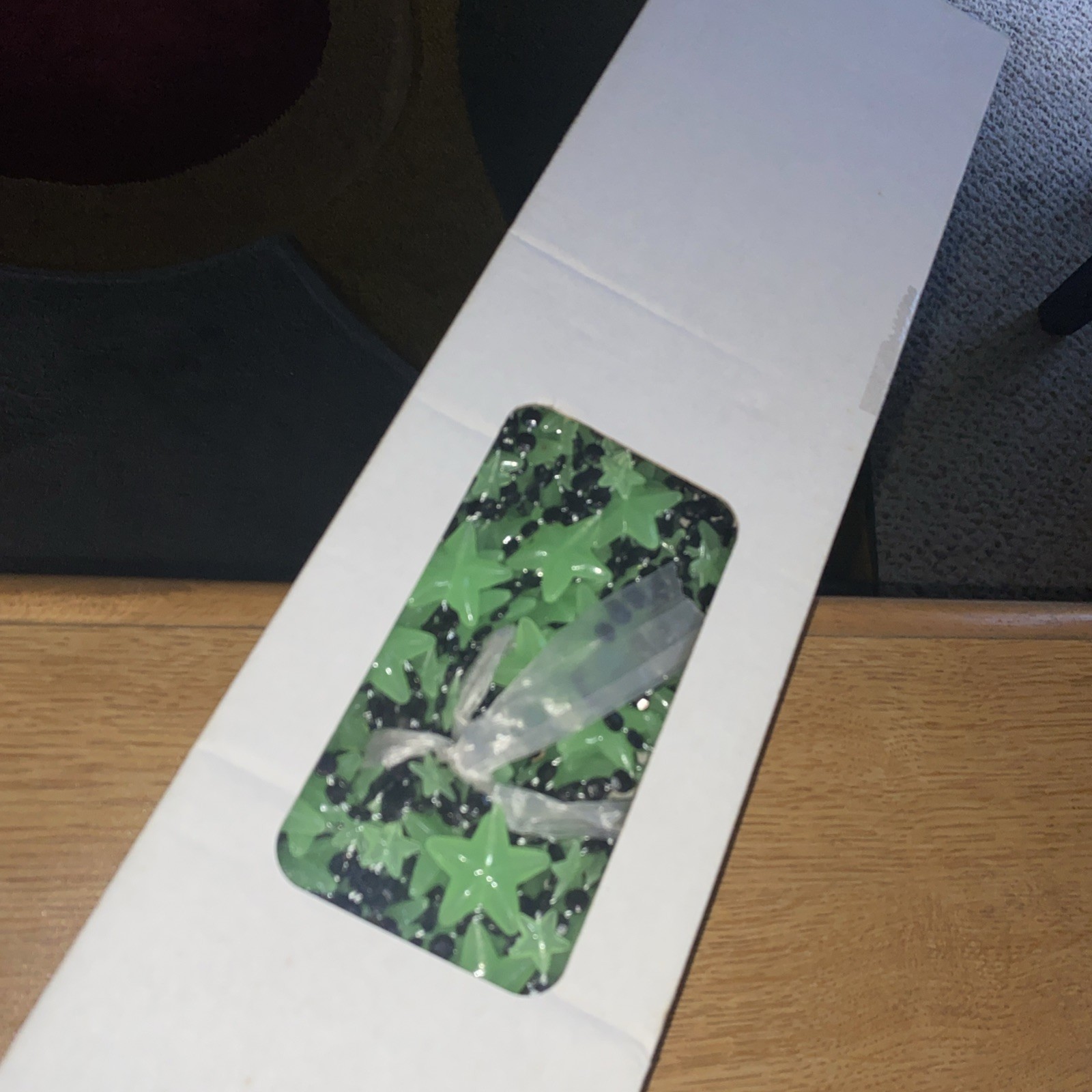 Beaded Curtain Plastic GLOW IN THE DARK Green Stars. Rare Spencer’s? NEW! Wow!