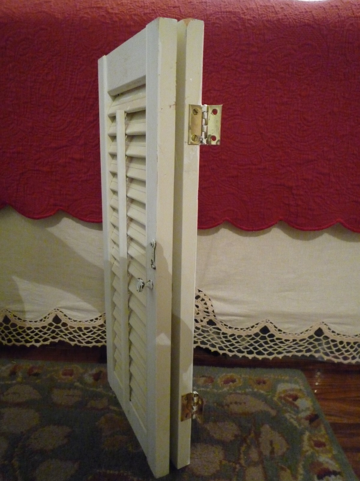2 Wood Shutters Whitish Movable Slats Hinged Together Each One 20.5″ H x 8.75″W