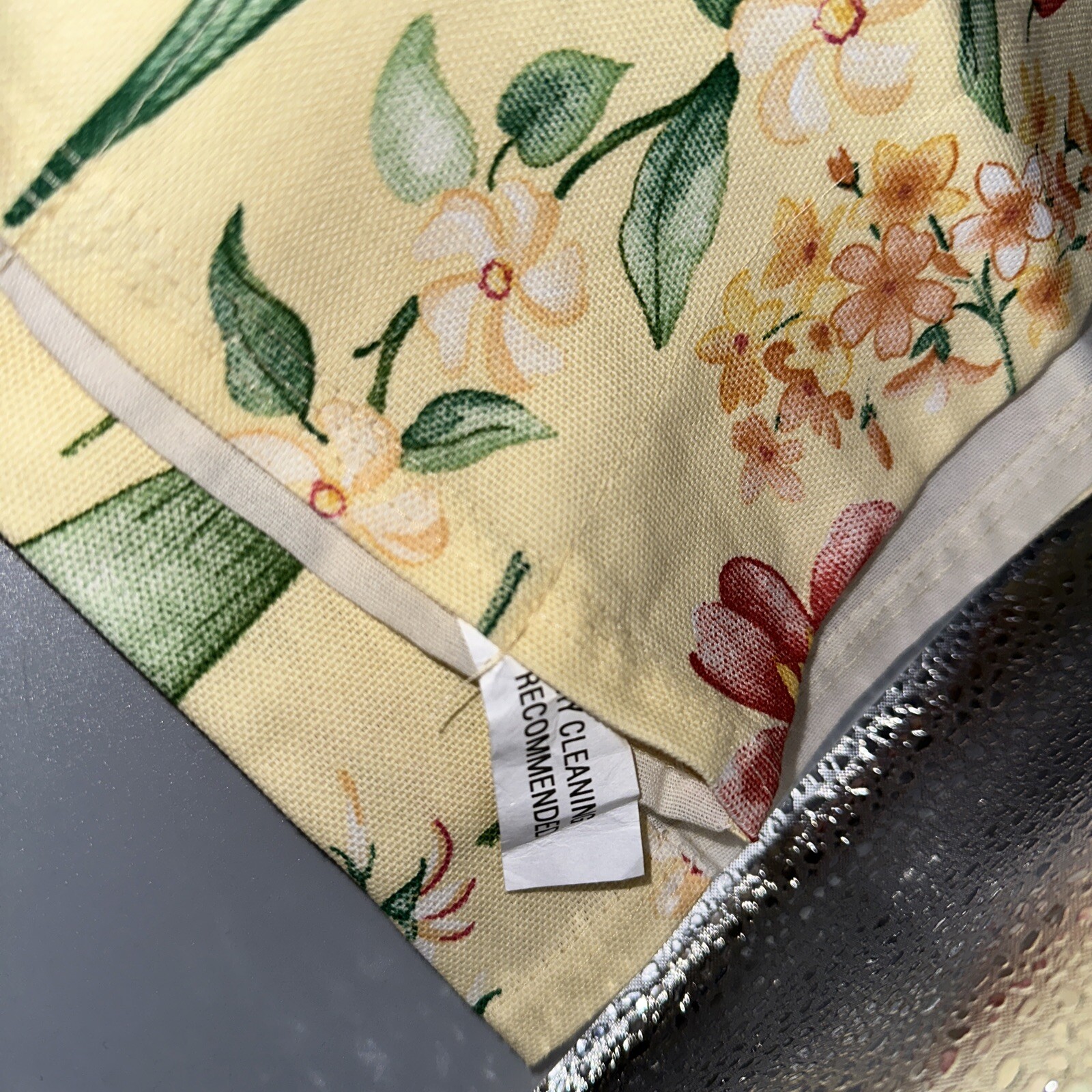 Unbranded cotton blend lined floral balloon valance W 68″L 15