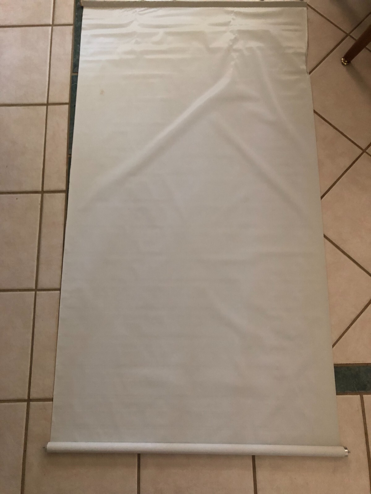 Set of 2 Window Shades Vinyl -1 New 22-37 in wide by 60 long, 2 Used 31×60 in