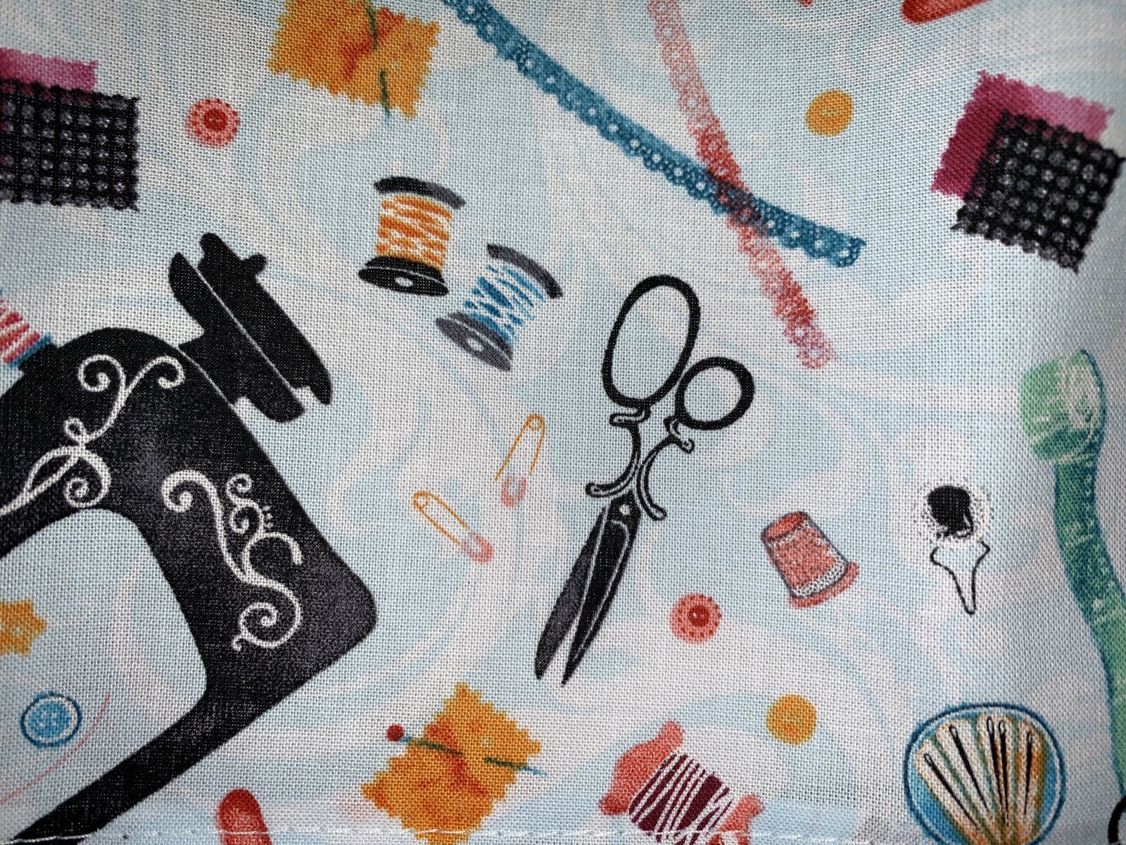 Charming Valance With Vintage Sewing Macines, Pin Cushion, Sissors, Tape Measure