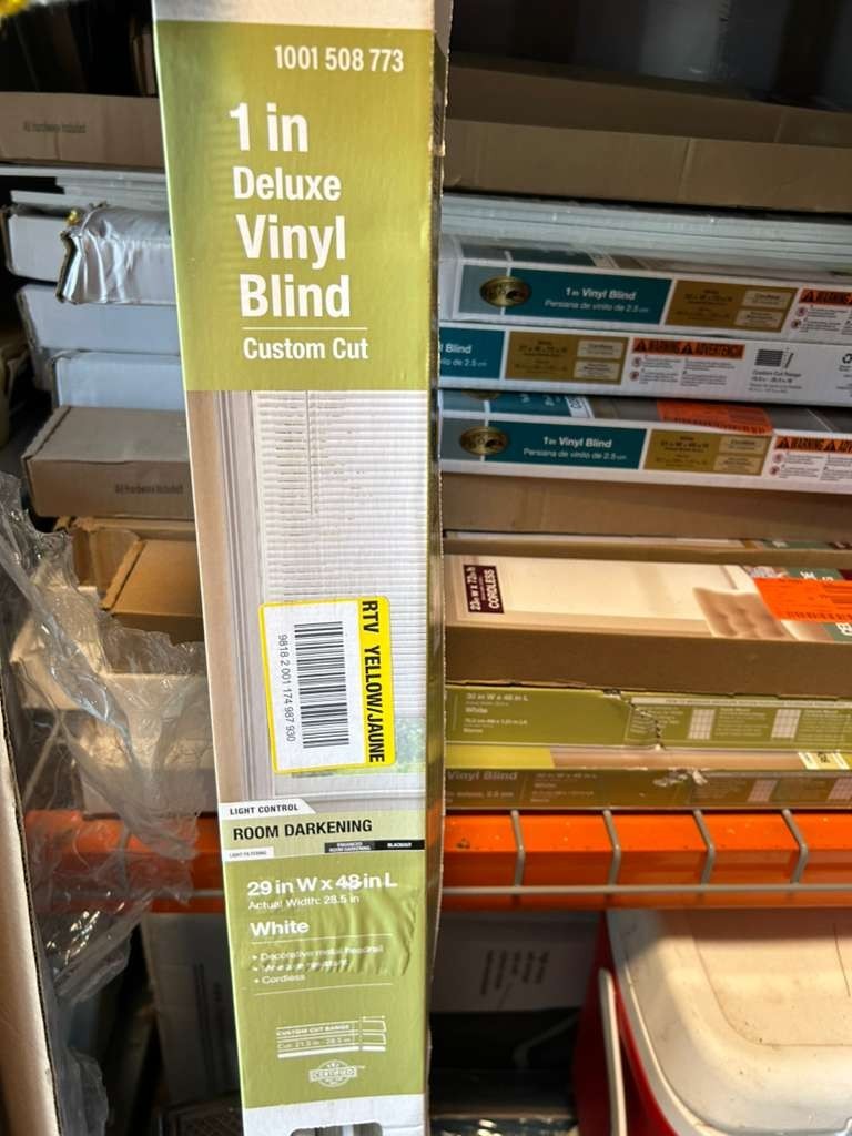 (QTY 2) Hampton Bay 1001 508 773 29″ W x 48″ H 1in. Vinyl Blind White Cordless