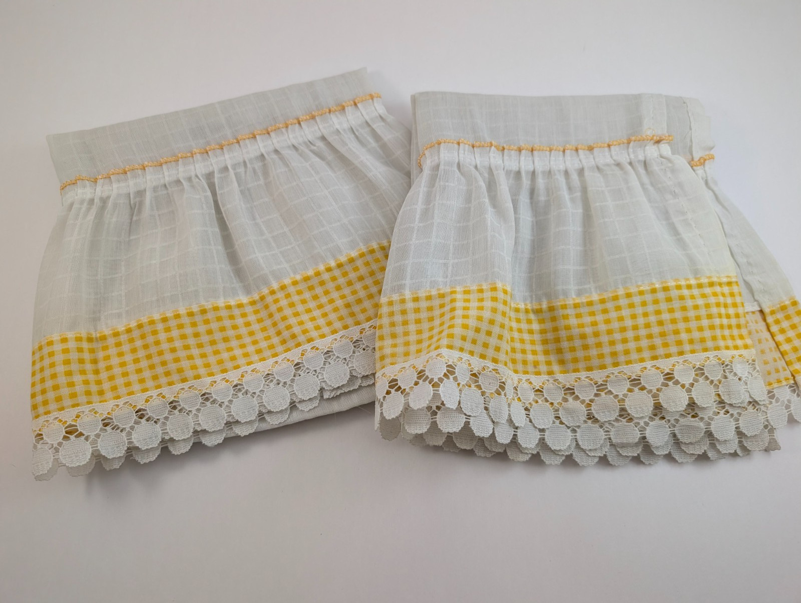 Vintage 1970’s Cafe Curtain Panels Yellow & White Checkered Lace Kitschy Cottage