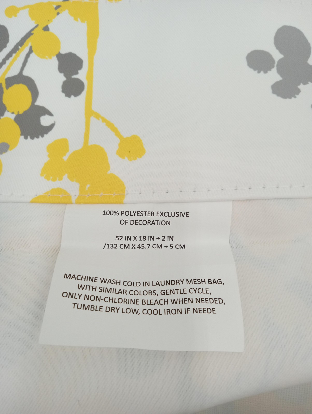 DriftAway Leah Scalloped Valance Yellow Floral Window Curtain 52×18+2 Single