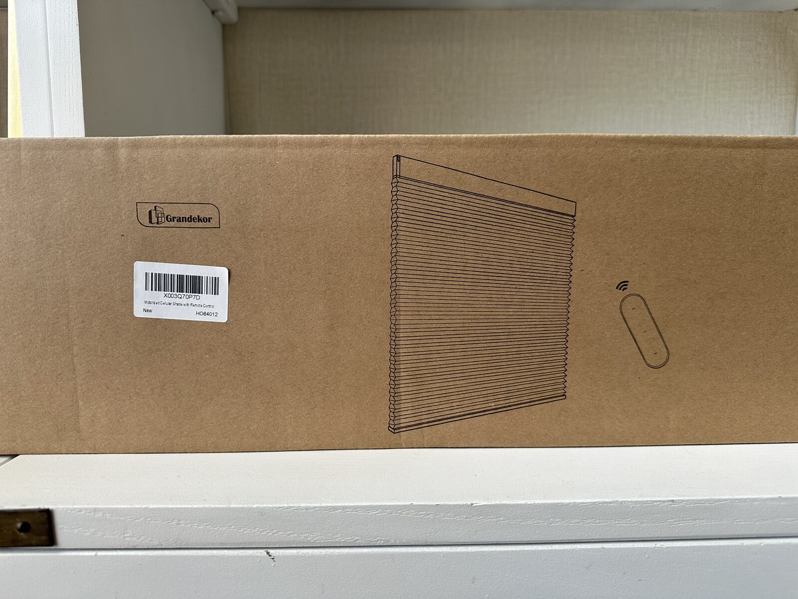 Grandekor Motorized Cellular Shade with Remote Motorized Blinds 100% 35×64