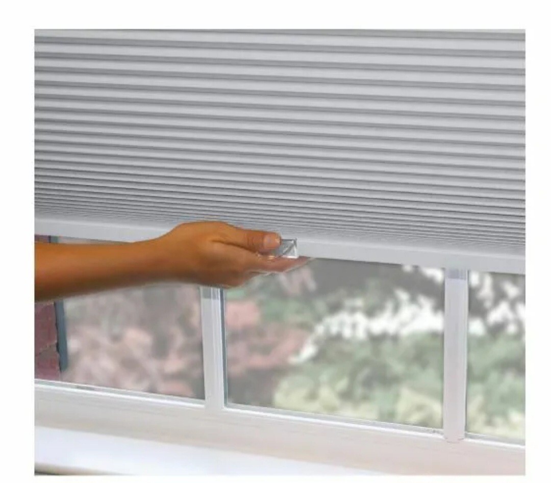 VARIED SIZES HDC Shadow White Blackout Cordless Cellular Shade 36X48