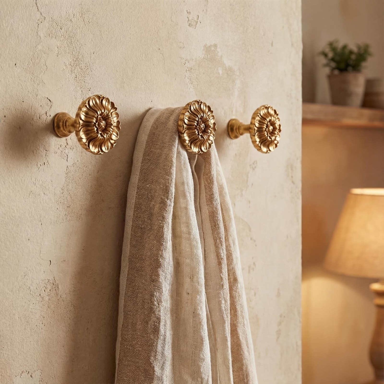 4 Pack Vintage Curtain Holdbacks Wall Mounted Medallion Curtain Tiebacks with…