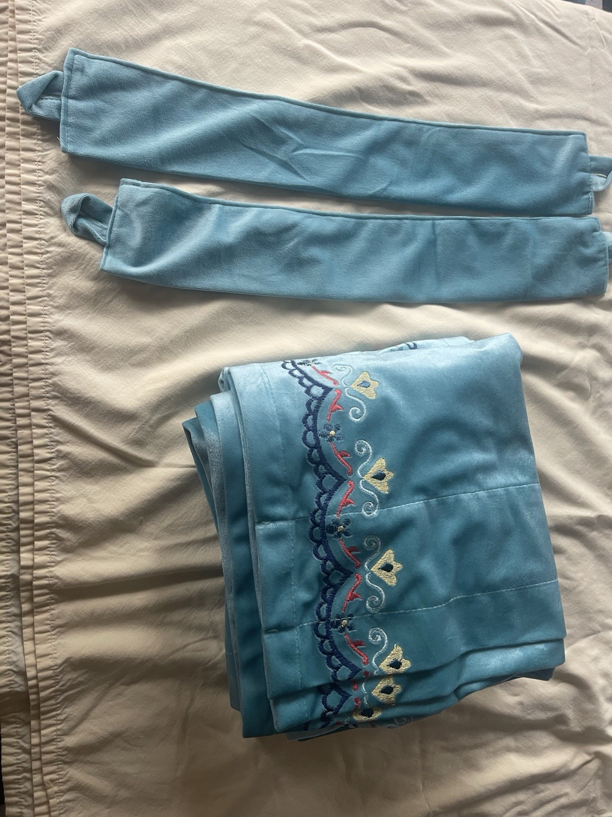 Pioneer Woman Velvet Embroidery Panel Pair .Teal With 2 Ties. 40in X 84in. New.