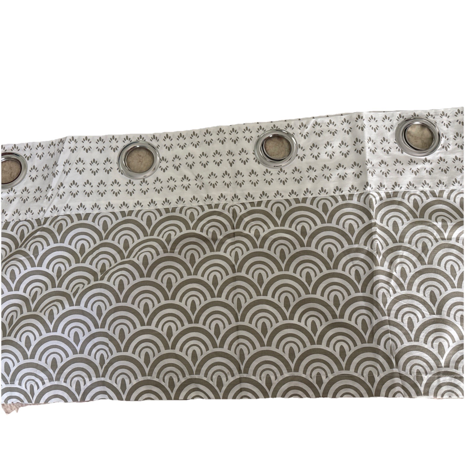Trend Lab Window Valance Scallop Gray 60×15 “