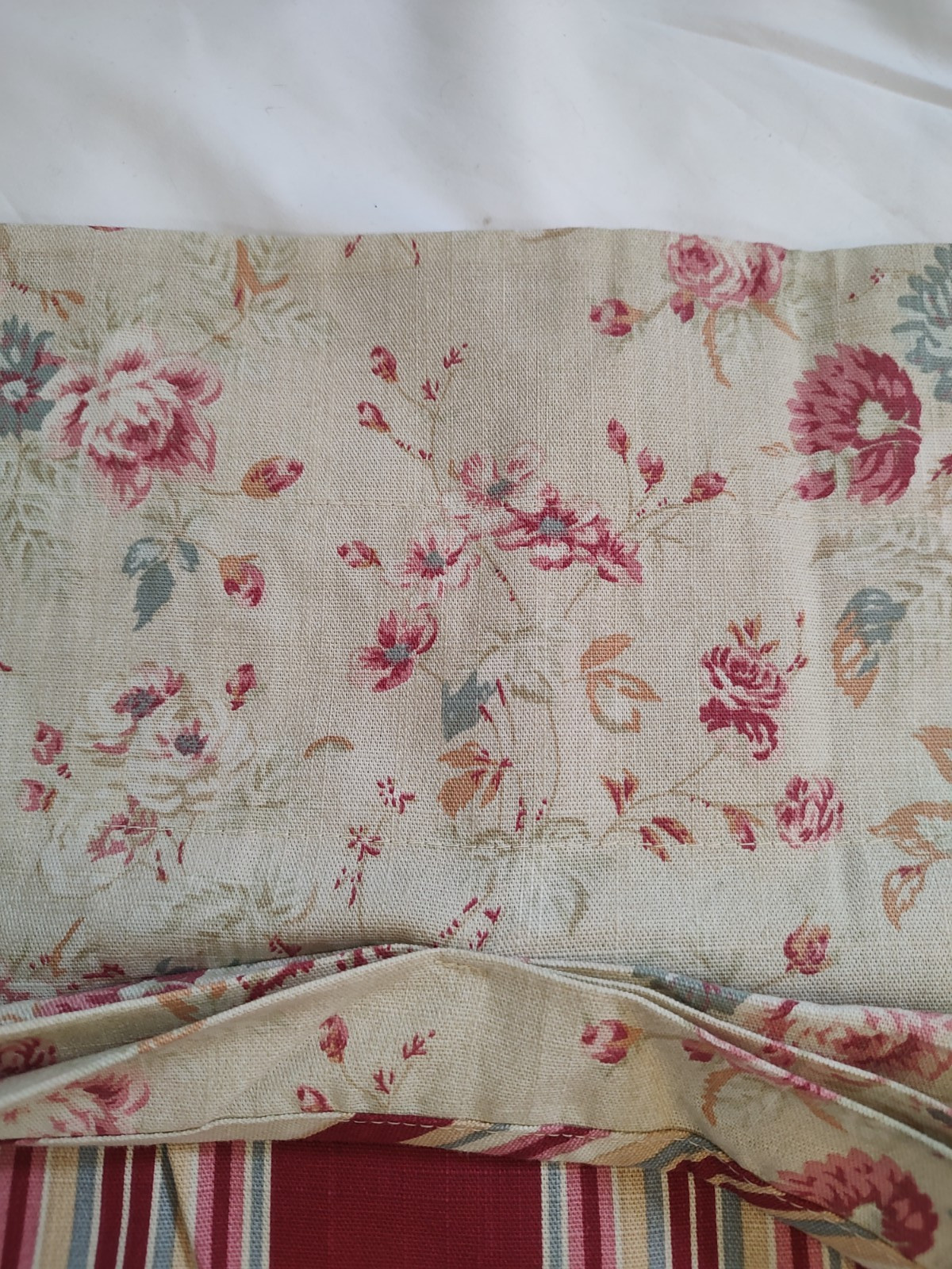 Waverly Classics Valance Spring Bling Modern Farmhouse Floral in Reds 76×16