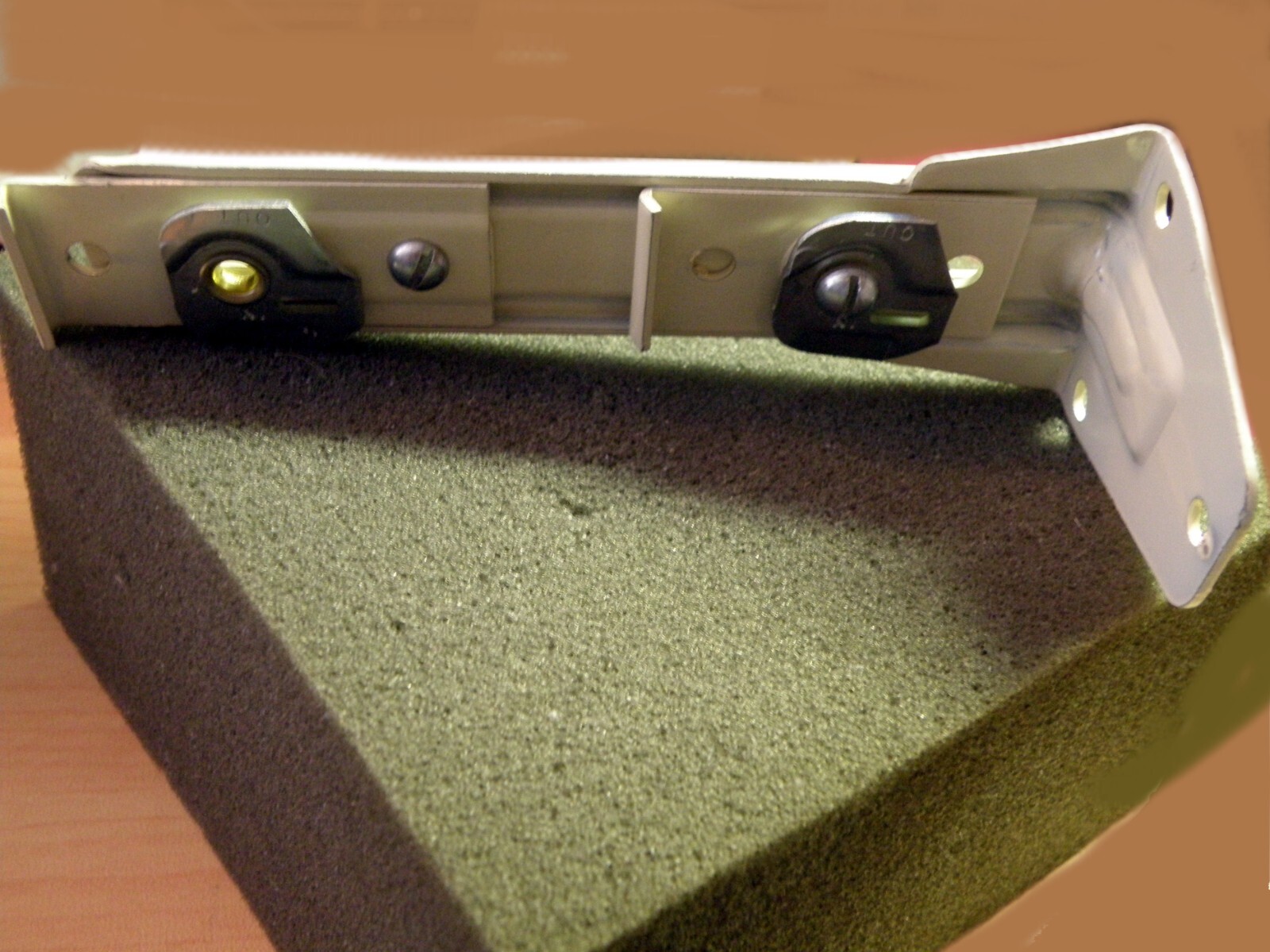 Kirsch BARGAIN Prices Rod Brackets, Supports, Ceiling Clip, Trav & Curtain Rods