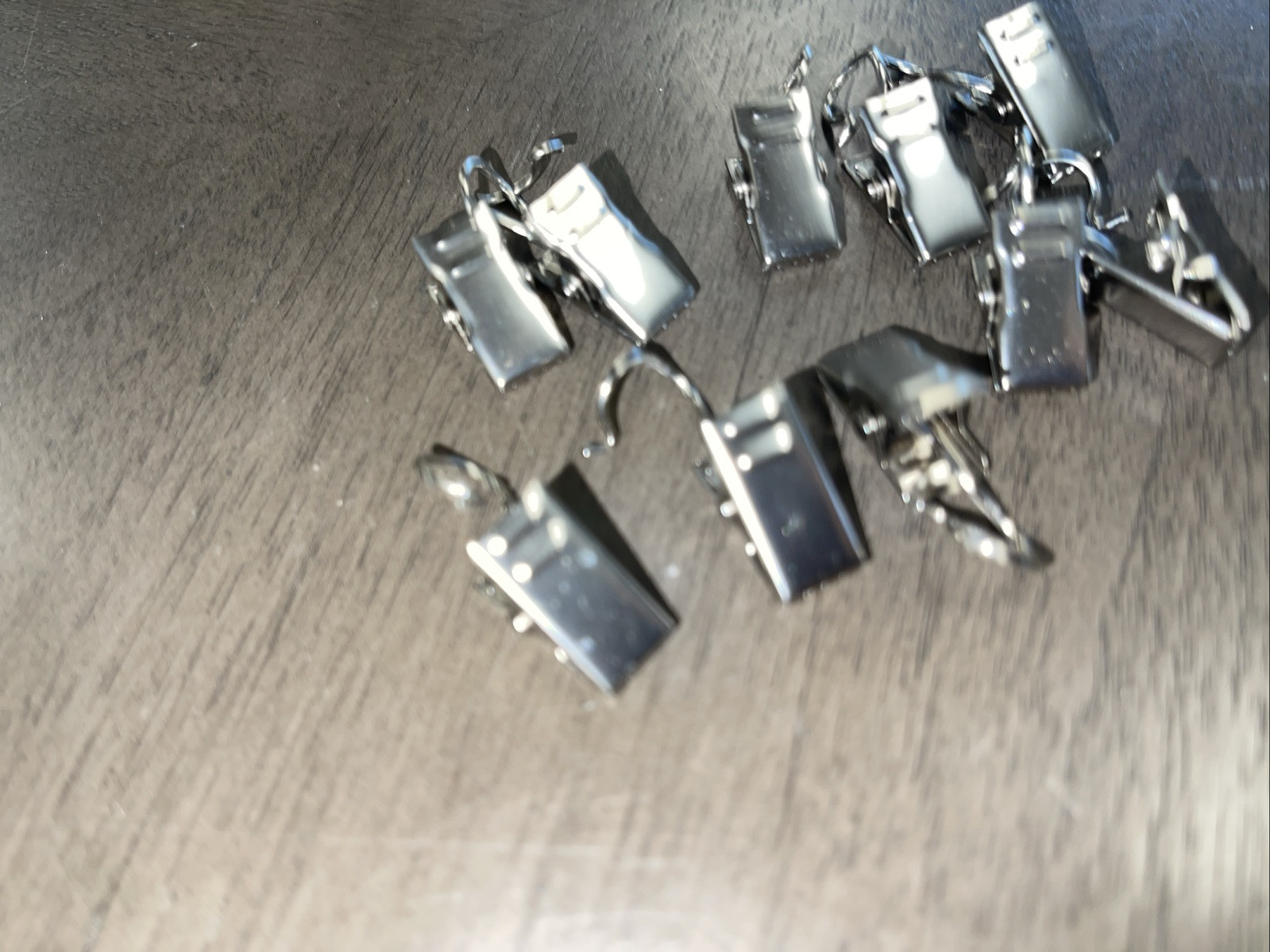Lot of 10 Metal Alligator Curtain Clips Hooks Silver