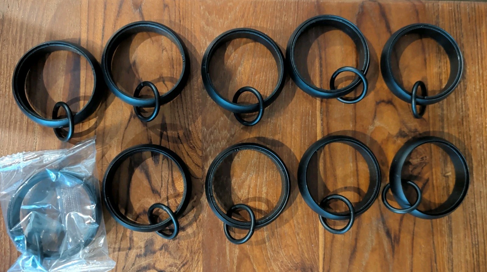 POTTERY BARN Set/10 Quiet-Glide Double Curtain Rings-1.25″-Matte Black -OPEN BOX