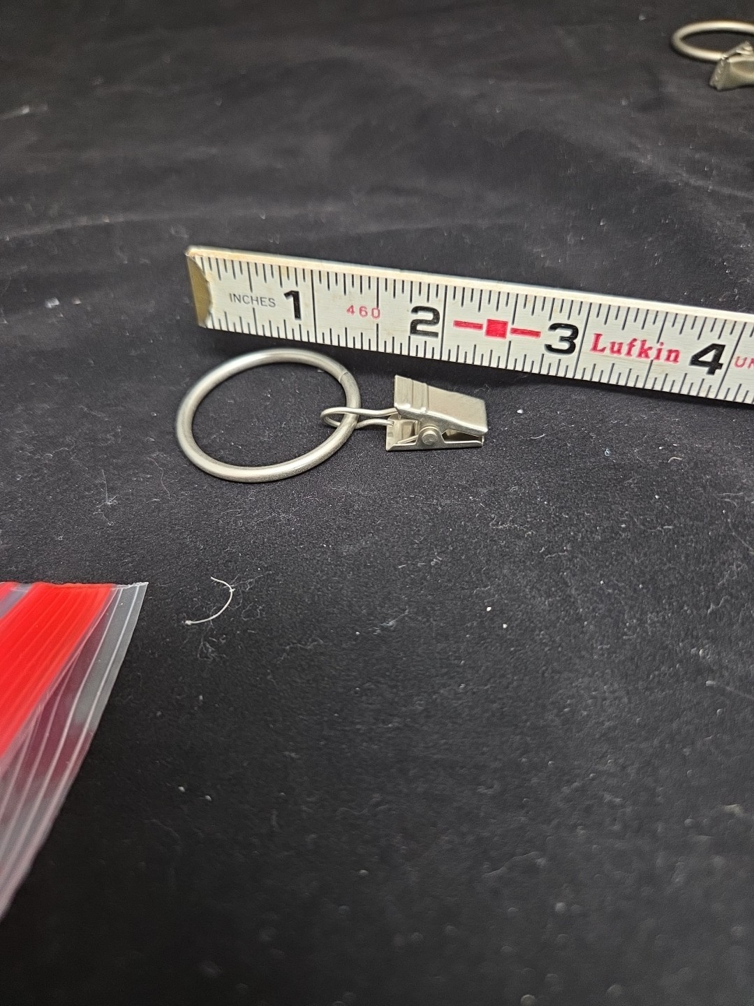 40pcsDrapery Hoops. Antique Silver Finish 1.5″ Diameter Heavy Spring Loaded Clip