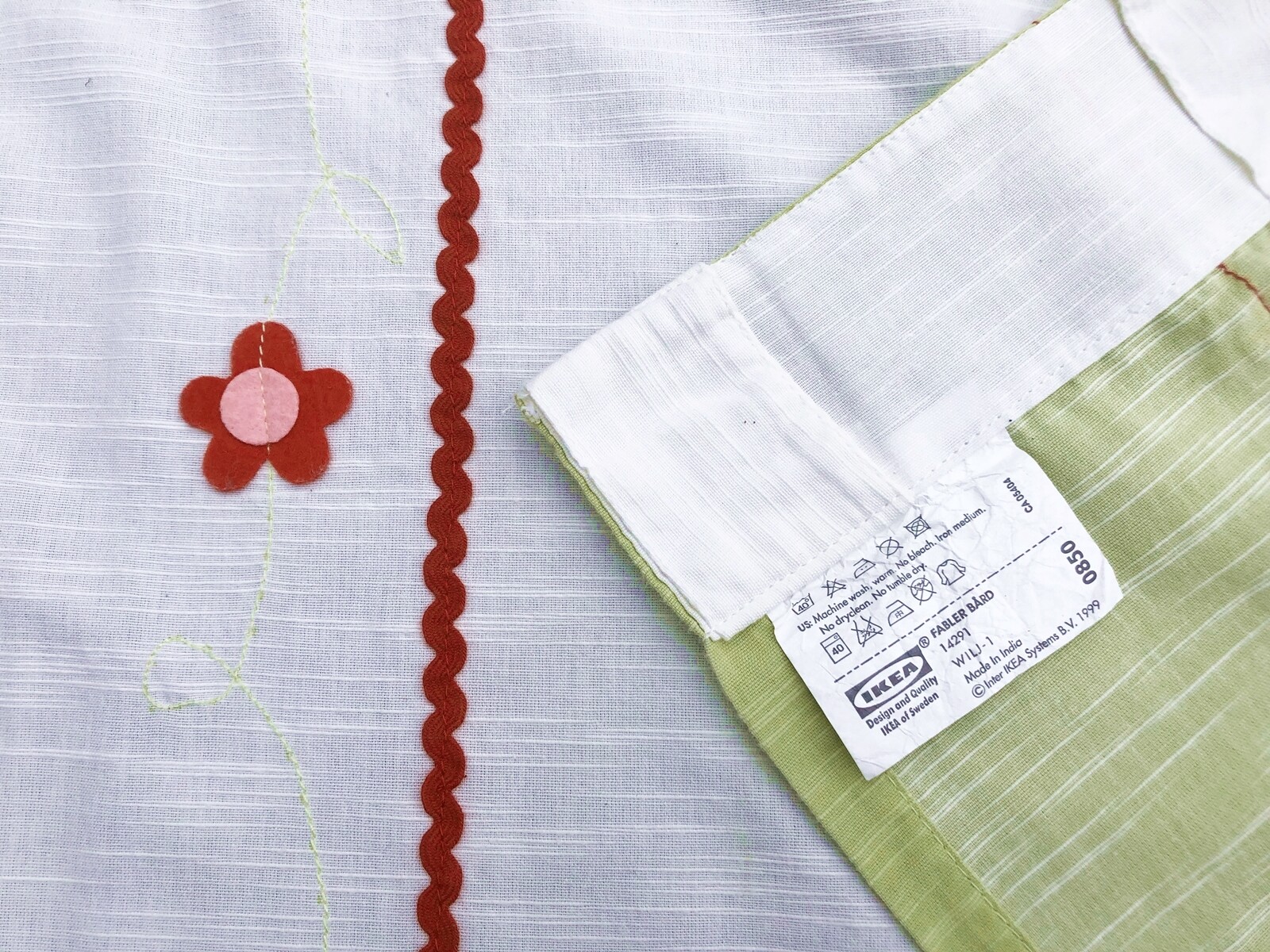 Single IKEA FABLER BARD Curtain Panel Ric Rac Hearts Flowers Gingham 46″ x 89″