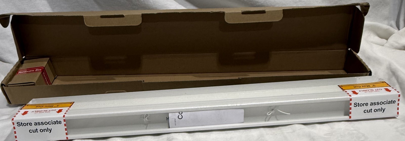 HDC Cordless Light Filtering Cellular 23″ W x 72″ L Shade in Snow Drift, NEW