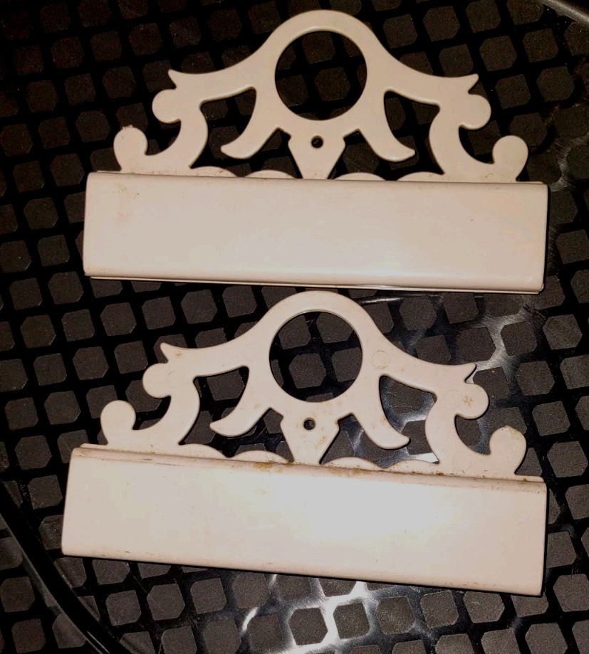 2 Vintage Off White Ornate Plastic Window Shade Pull Shade Grips Pull-Down