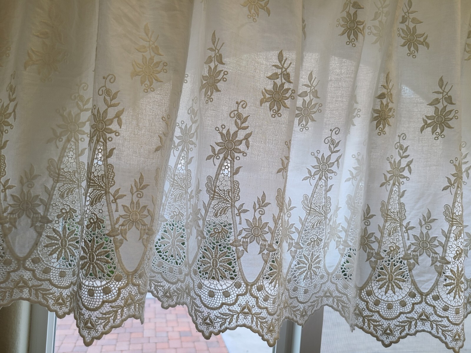 Beautiful White Embroidered Kitchen Half Curtain White Sheer Rod Pocket Curtain