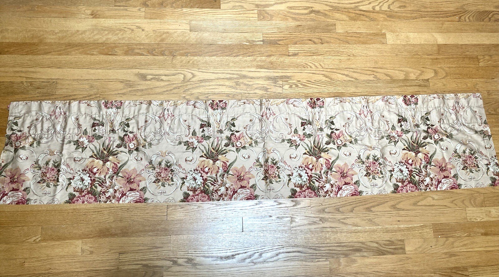RALPH LAUREN GUINEVERE VALANCE 100% COTTON FRENCH COUNTRY 81″x16″ EXCELLENT