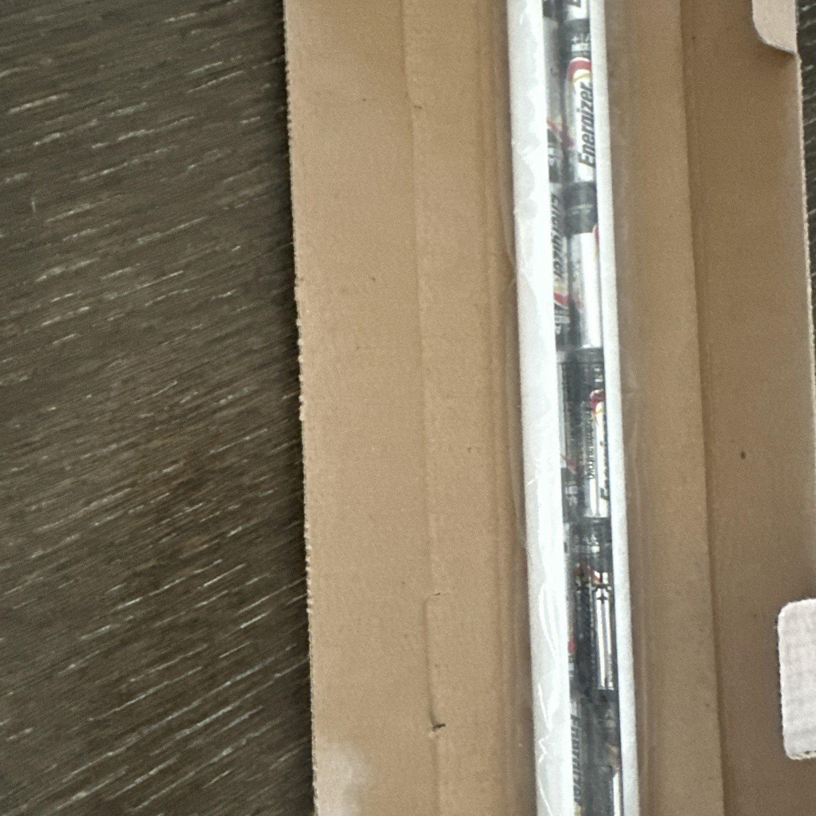Hunter Douglas AA 18V Battery Wand – Pre Loaded With Batteries – NEW IN BOX