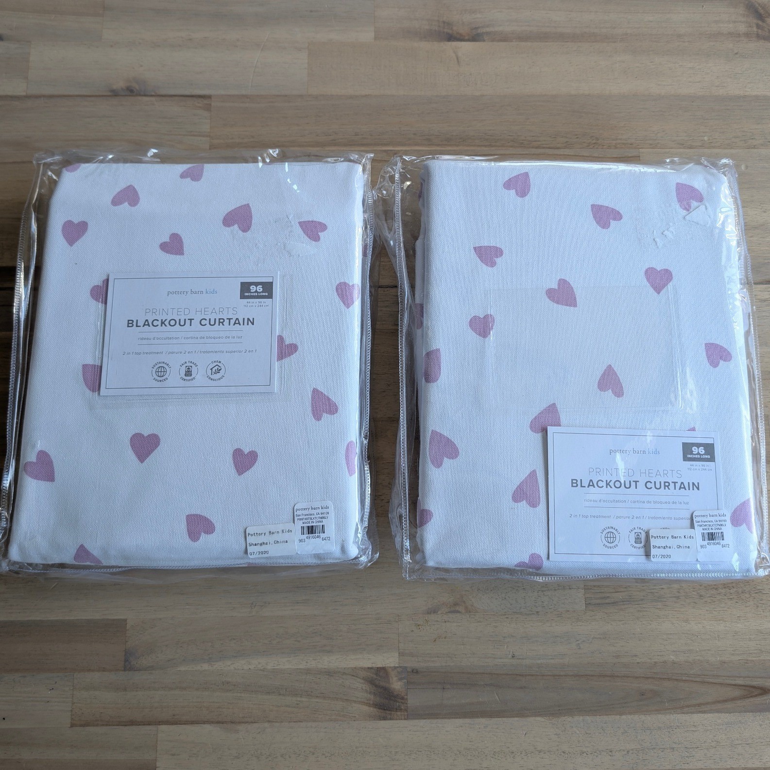 Pottery Barn Kids Printed Hearts Blackout Curtain 96″x44″ NEW