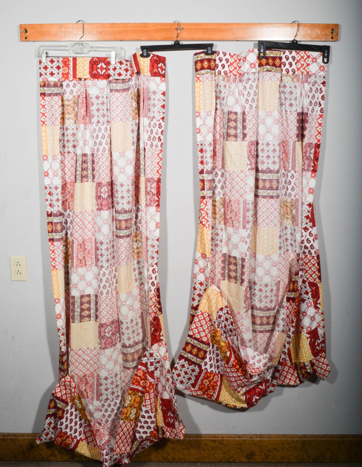 Vintage Retro Handmade Red Patchwork Print Pinch Pleat Curtain Pair 82.5″ x 39″