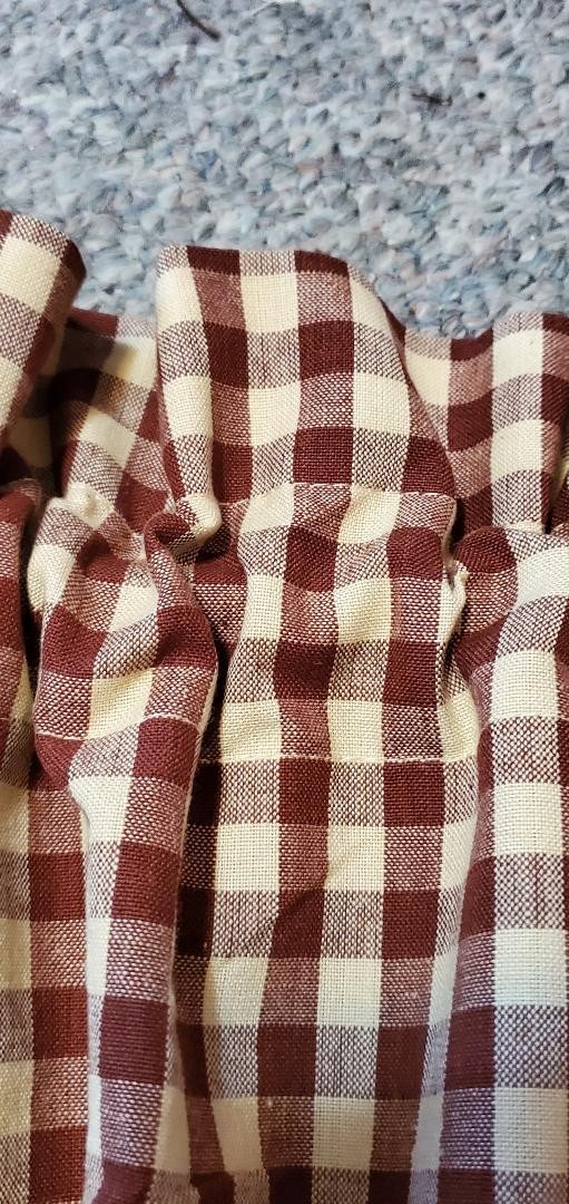 Rustic Country Primitive Small Burgundy & Tan Check Homespun Valance 72″x14″