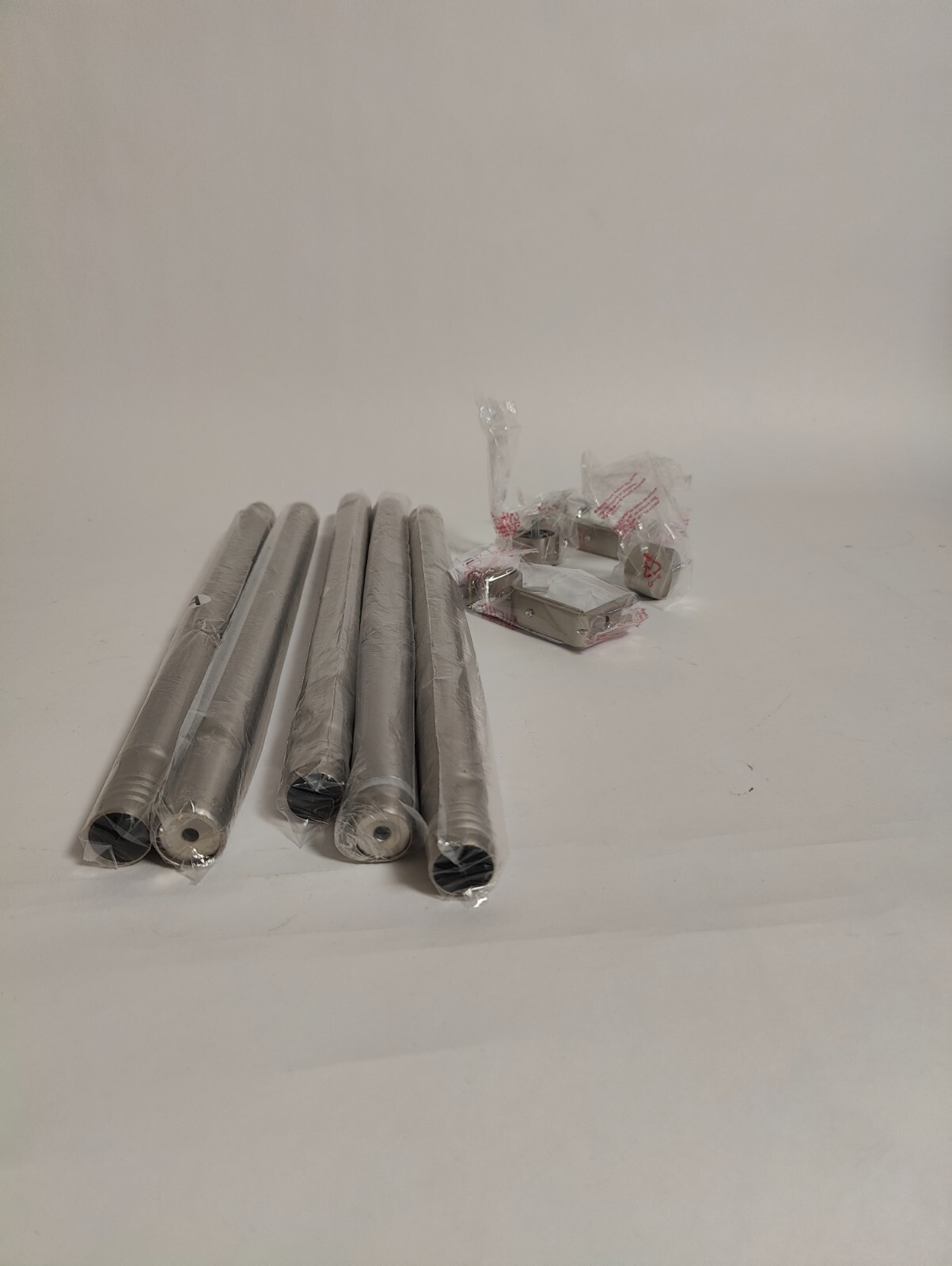 ZEEROBEE CURTAIN RODS