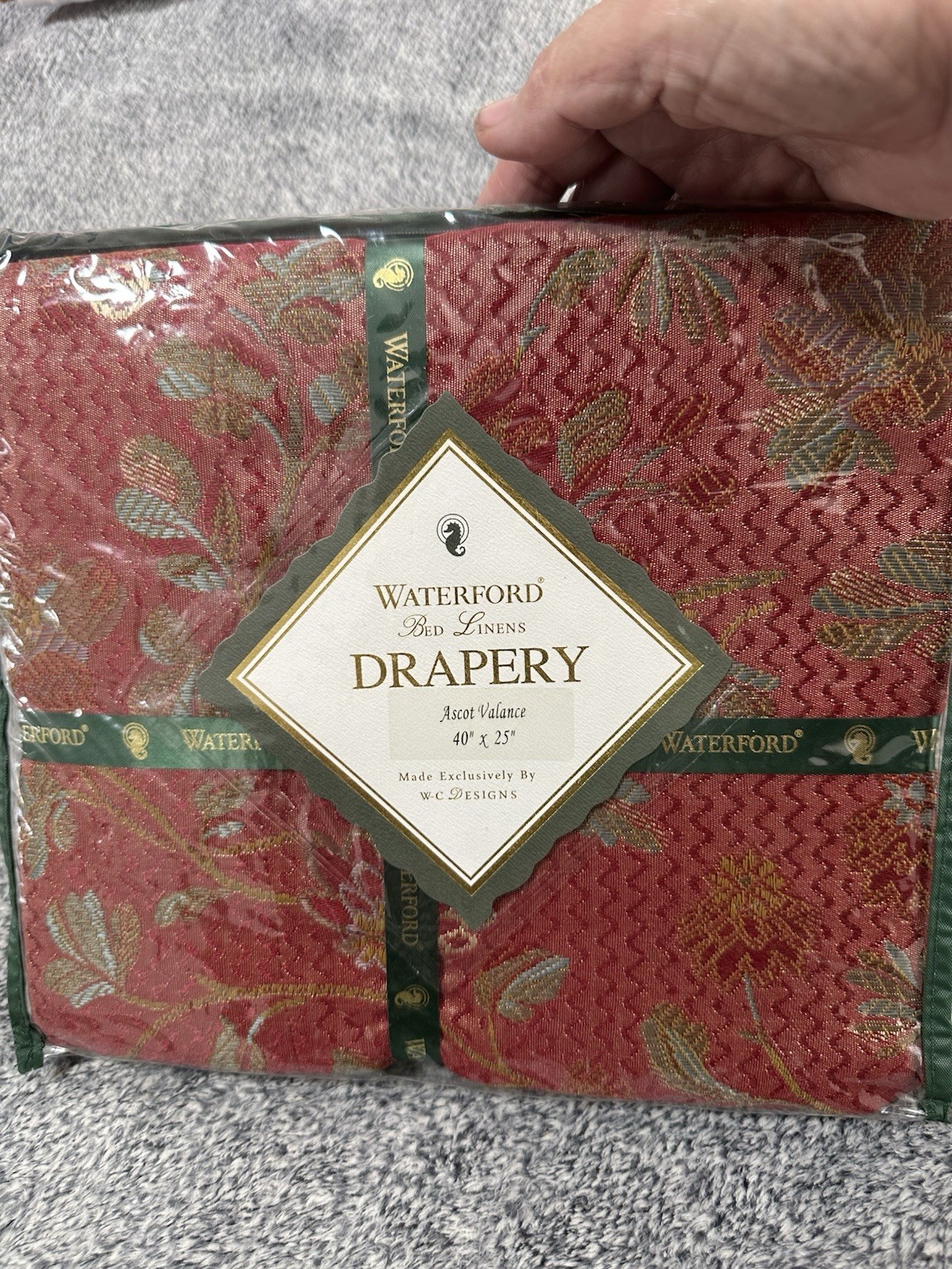 NIP BallyShannon Drapery Waterford Linens Ascot Valance 40” X 25” NEW Ruby