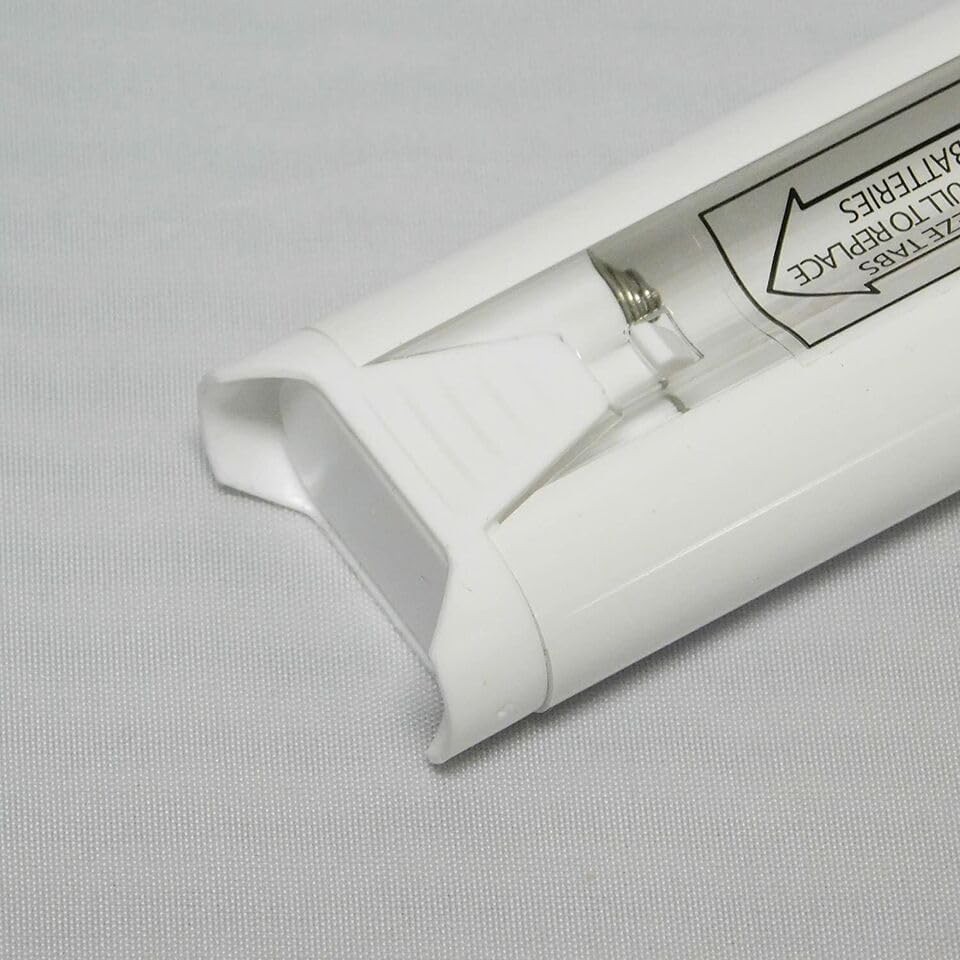 Qty. (1) Hunter Douglas Battery Wand Platinum Technology 2.0 and 2.1