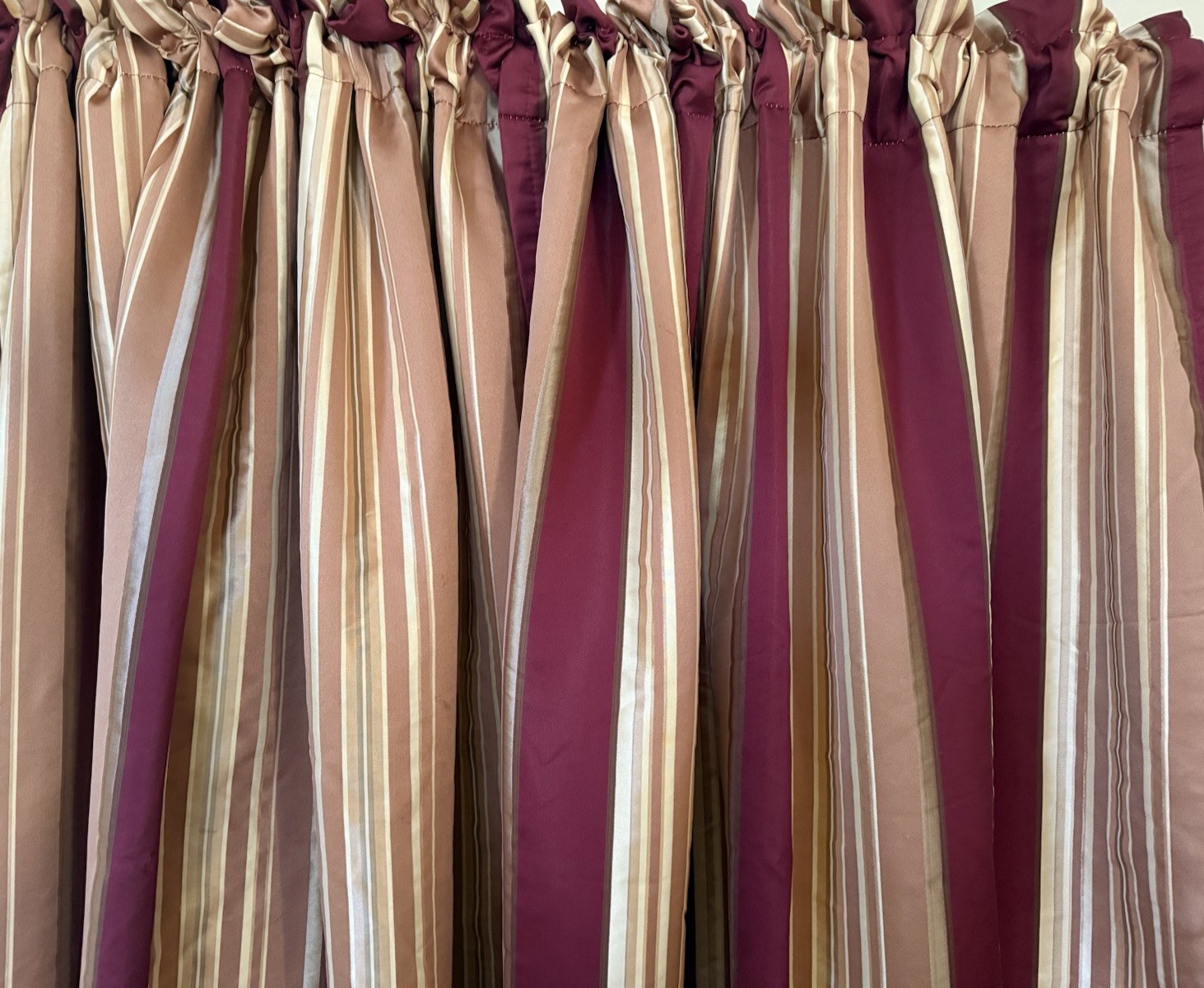 2 JC Penney Chris Madden Lined & Interlined Panels 1 Pr Curtains Burgundy Gold
