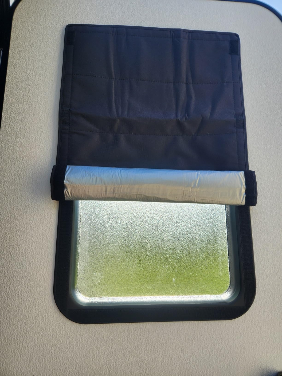 16 x 25 inch Oxford Fabric, Window Sun Shade, Camper RV Door, UV Rays Protection