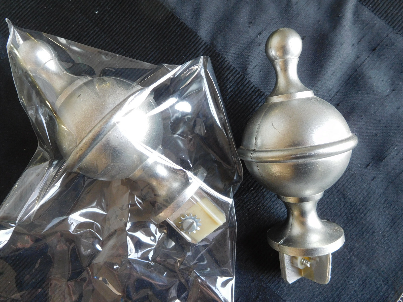 CHOICE drapery traverse rod FINIALS 1 3/8″ rod Kirsch Chateau Asian round vtg