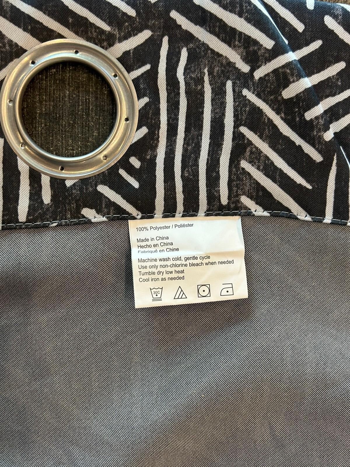 Single Window Curtain Panel 84″ L x 37″ W Gray/White Pattern