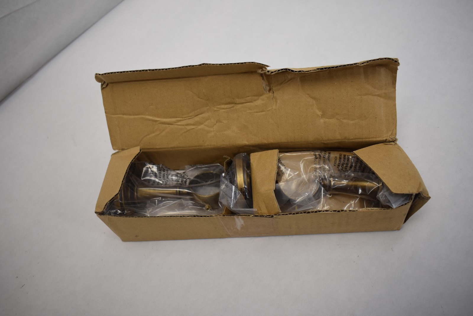 Williams Sonoma Curtain Bracket Assembly Hardware Kit Simple Barral Circle Brass