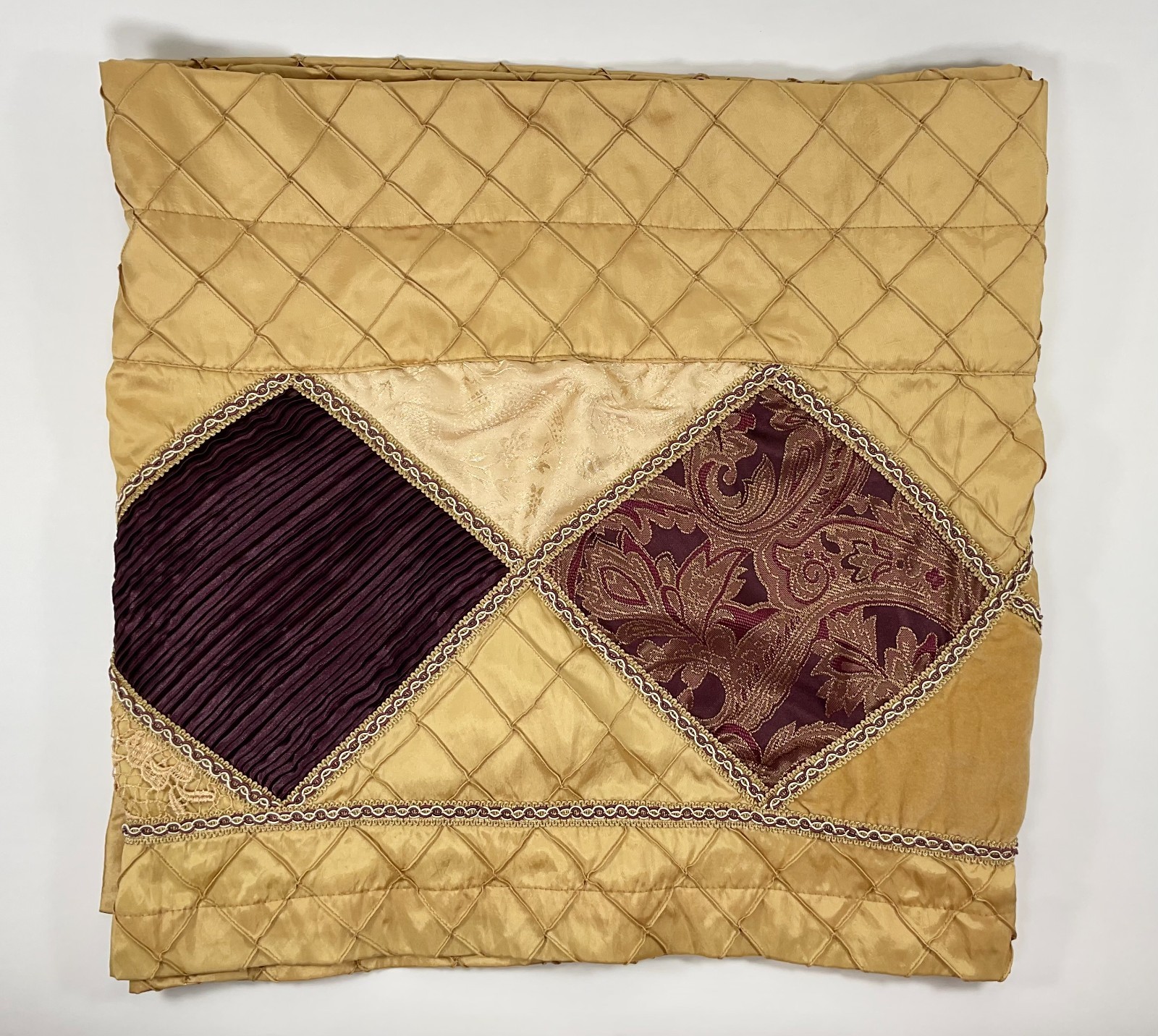 Croscill Mercer Merlot Gold Diamond Patchwork Valance 86″ x 19″ Rod Pocket Lined