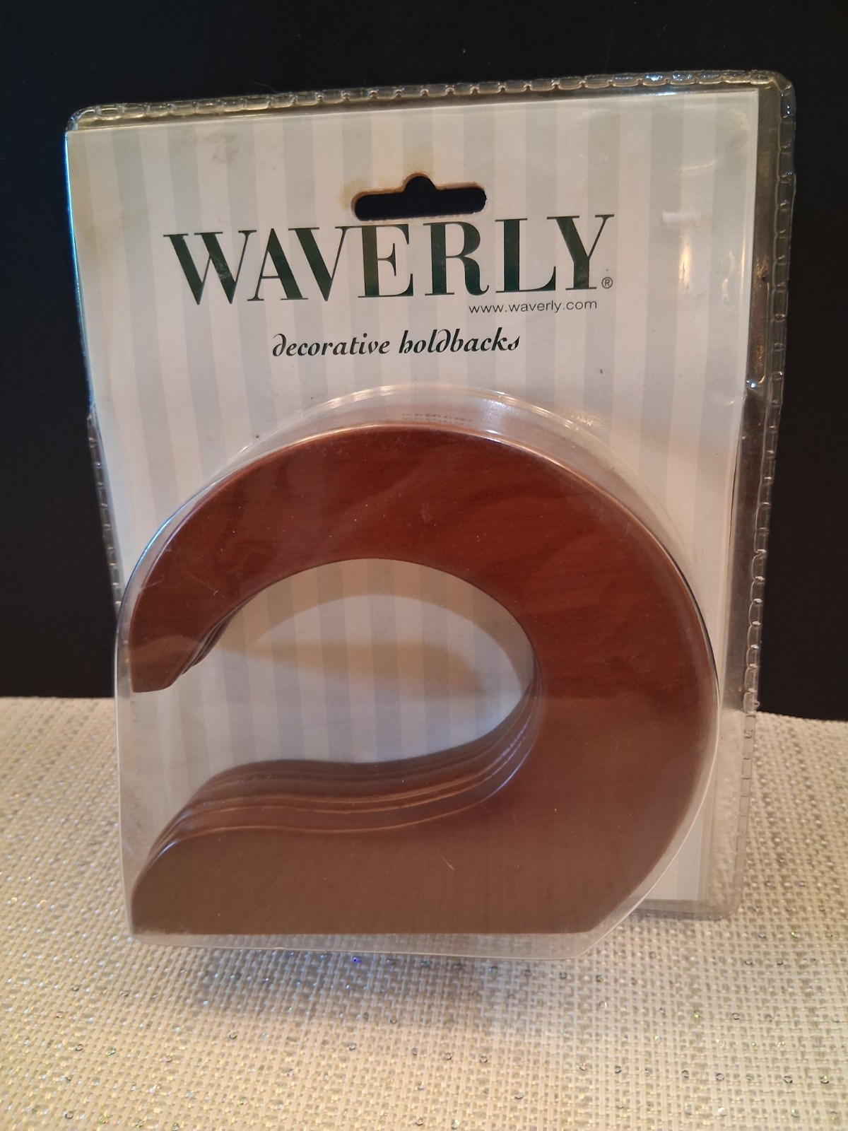 Waverly Mahogany Drapery Holdbacks Wood Set Of 2 Curtain Holdbacks NIB