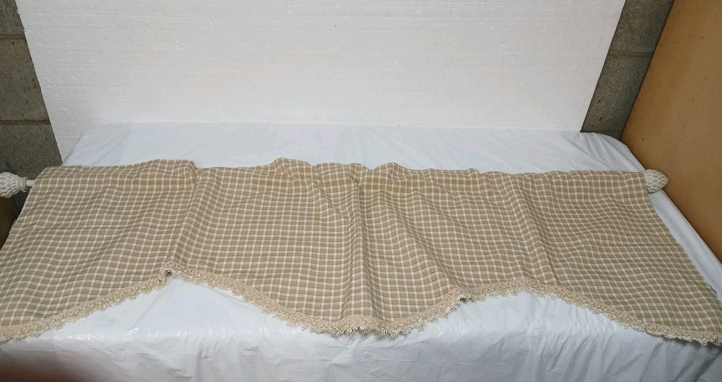 Beige white gingham check scalloped valance with a tassel fringe edge Set 48×17