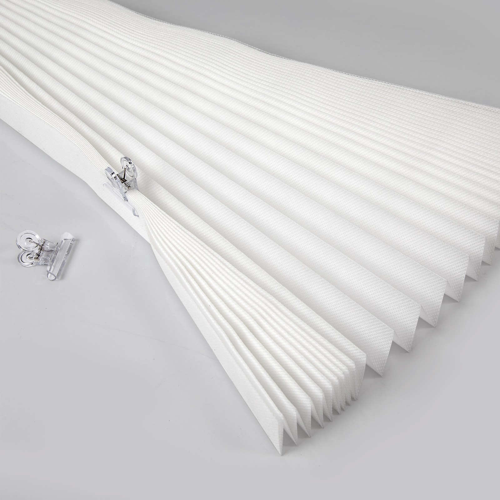 Light Filtering Pleated Non Woven Fabric Cordless White Window Blinds 48″x72″